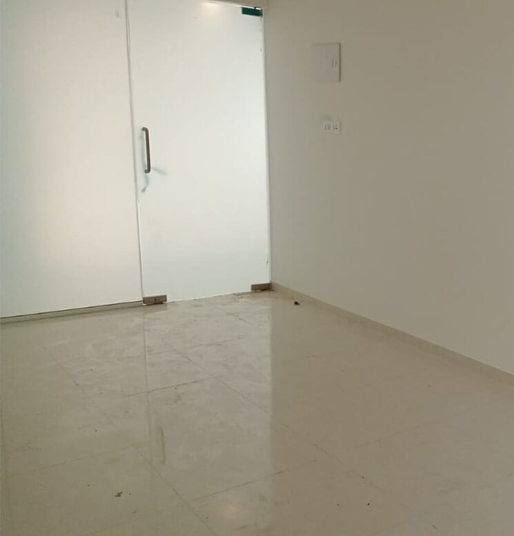 Room, gagan-grant-bay Commercial Office Space 950 Sq.Ft. In Kharadi Pune 8683026