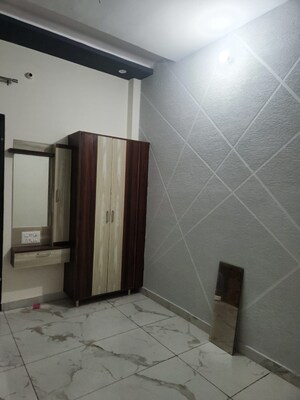 Room in 4 BHK Independent House at Amehra Adipur – for Sale