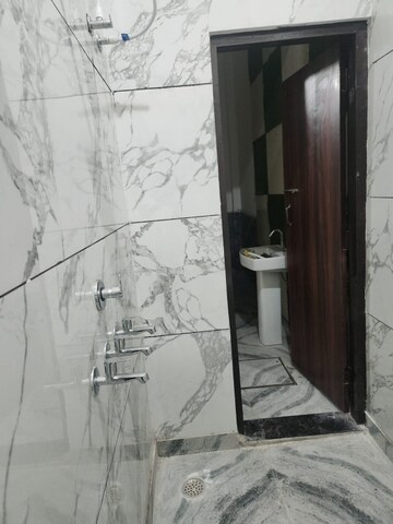 Bathroom in 4 BHK Independent House at Amehra Adipur – for Sale