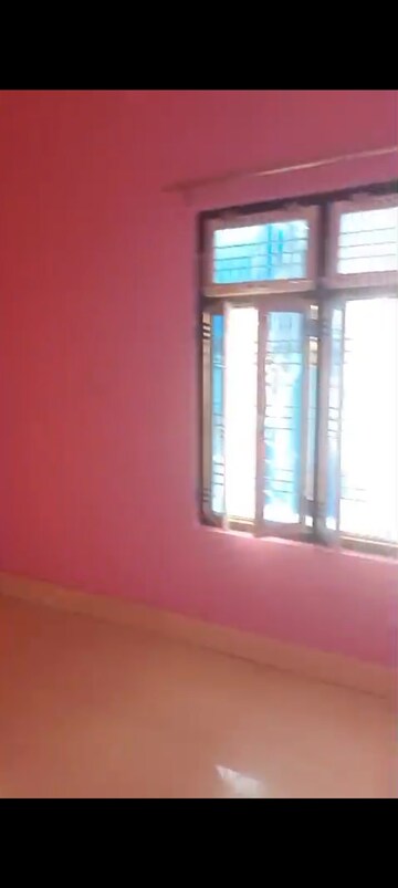 Room in 2 BHK Builder Floor at Tikhampur – for Rent