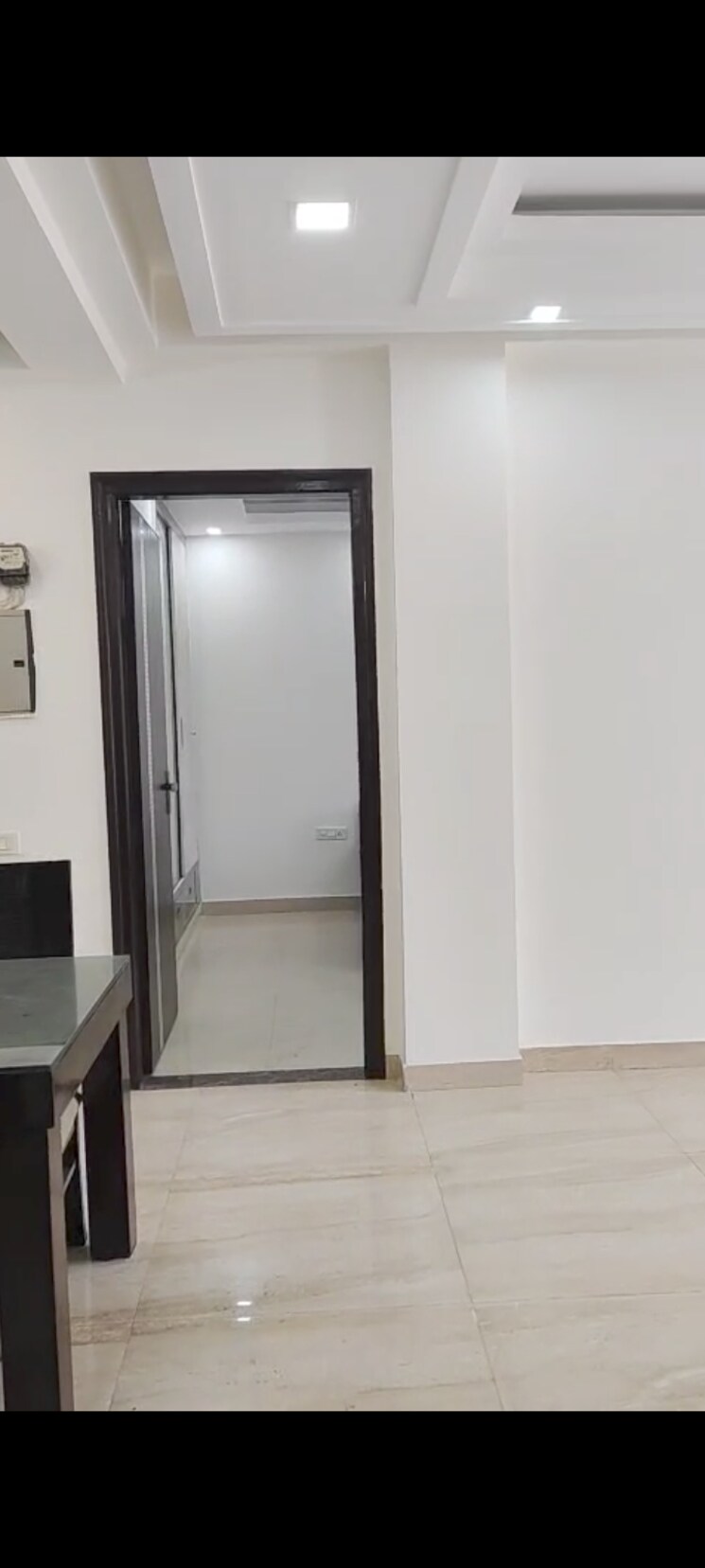 Living Room, ardee-city 3 Bedroom 262 Sq.Yd. Apartment In Sector 52 Gurgaon 8683318