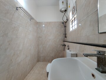 Bathroom in 3 BHK Apartment at Vars Parkwood, Bellandur – for Rent
