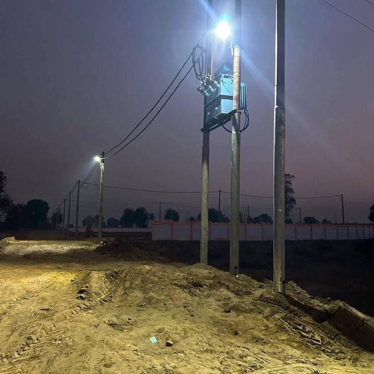 undefined, rohta road  100 Sq.Yd. Plot In Rohta Road Meerut 8683322