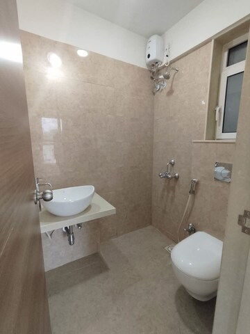 Bathroom in 1 BHK Apartment at Andheri West – for Rent