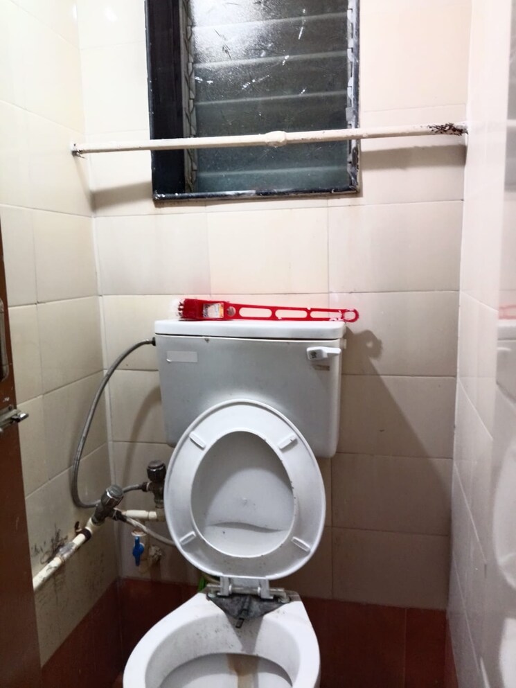 Bathroom, mont-blanc-mahim 1 Bedroom 400 Sq.Ft. Apartment In Mahim Mumbai 8683356