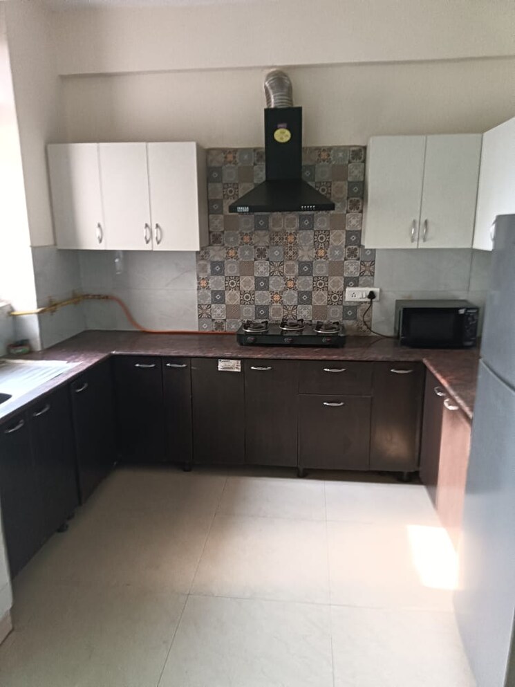 Kitchen, maxblis-white-house 3 Bedroom 1390 Sq.Ft. Apartment In Sector 75 Noida 8683362