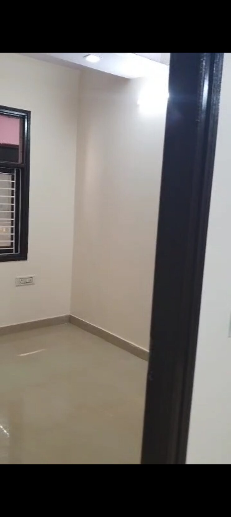 Room, neelkanth-apartment-ii 2 Bedroom 60 Sq.Yd. Builder Floor In Burari Delhi 8683430