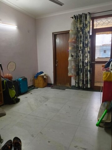 Living Room in 3 BHK Apartment at Sam India Palm Grove Apartments, Sector 50 – for Rent