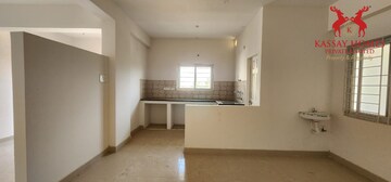 Room in 3 BHK Apartment at Hampton Park View, Yapral – for Sale