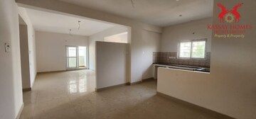 Room in 3 BHK Apartment at Hampton Park View, Yapral – for Sale