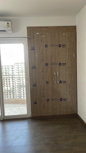 Room in 3 BHK Apartment at ATS Homekraft Pious Hideaways, Sector 150 – for Rent
