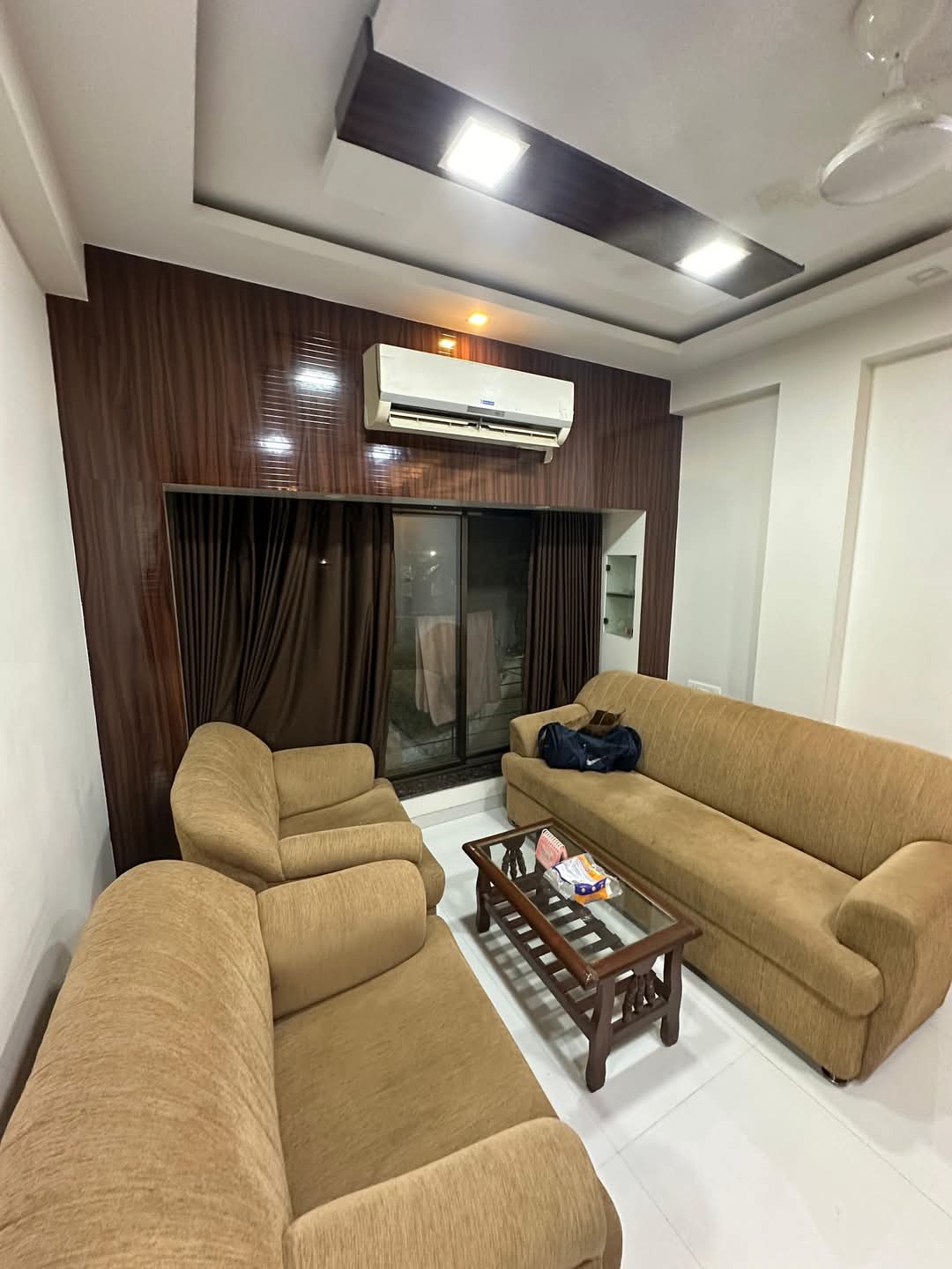 1 BHK 380 Sq.Ft. Apartment in Venus Towers Andheri West