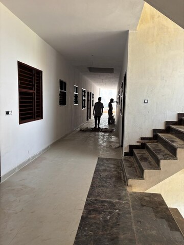 Building Lobby in 1 RK Builder Floor at Sector 39 – for Rent