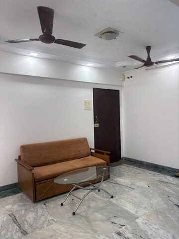 Bedroom in 2 BHK Apartment at Santacruz East – for Rent