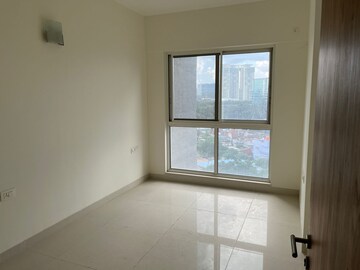 Room in 4 BHK Apartment at SNN Clermont, Hebbal – for Sale