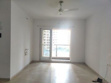 Room in 2 BHK Apartment at Dosti Imperia Phase I, Ghodbunder Road – for Rent