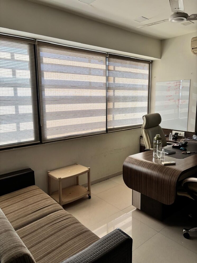 Living Room, science city Commercial Office Space 1035 Sq.Ft. In Science City Ahmedabad 8683506