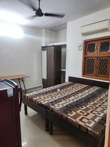 Studio Apartment For Rent in RWA Qutab Enclave, Katwaria Sarai