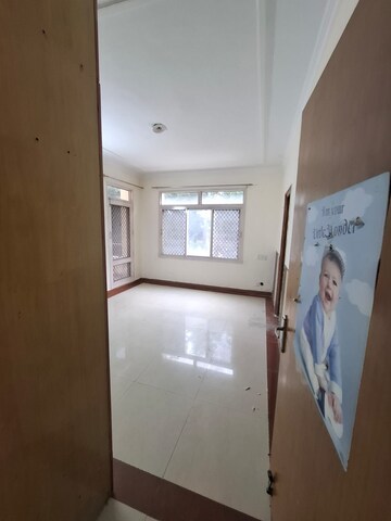 Room in 2 BHK Apartment at Vip Road – for Rent