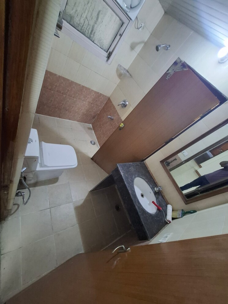Bathroom, vip road 2 Bedroom 1292 Sq.Ft. Apartment In Vip Road Zirakpur 8683525