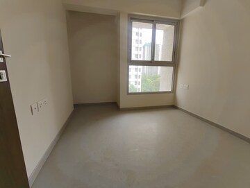 Room in 2 BHK Apartment at Piramal Vaikunth Vama, Balkum Pada – for Sale
