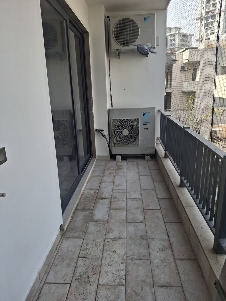 Balcony, south city 1 4 Bedroom 2500 Sq.Ft. Builder Floor In South City 1 Gurgaon 8683563