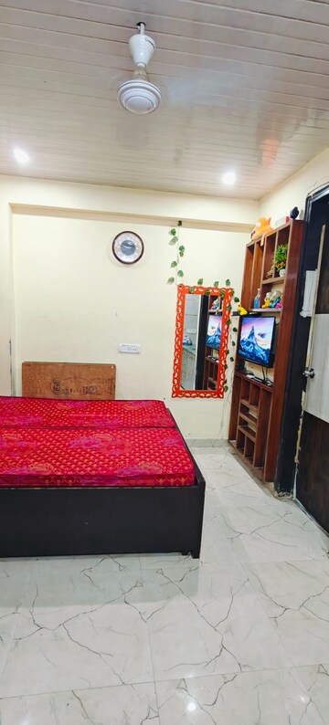 1 RK Builder Floor For Rent in Saket