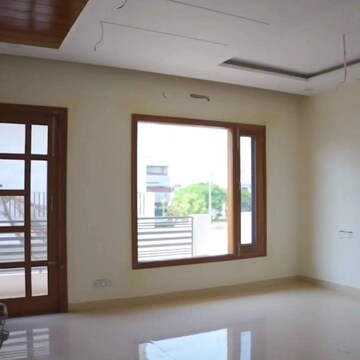 Room in 6+ BHK Apartment at Aerocity – for Sale