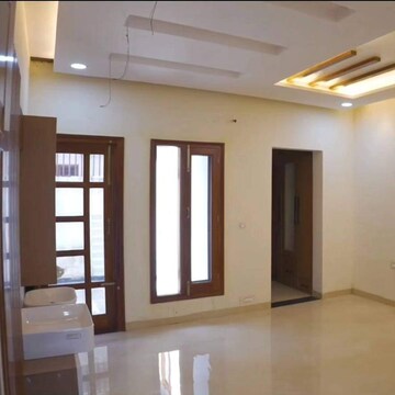 Room in 6+ BHK Apartment at Aerocity – for Sale