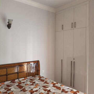 Bedroom in 3 BHK Apartment at Central Park Flower Valley Aqua Front Towers, Sohna Sector 33 – for Rent