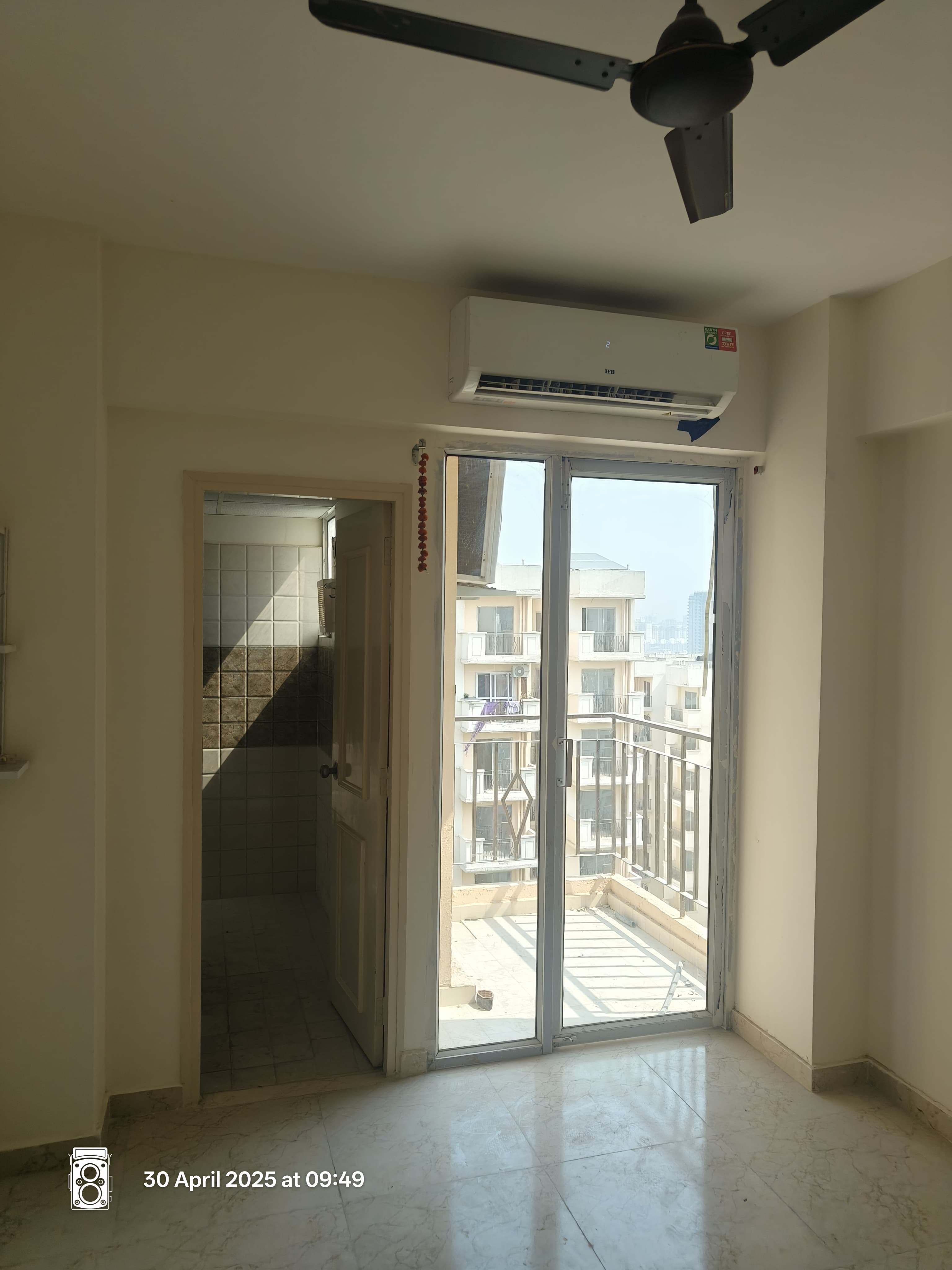 2 BHK Apartment For Rent in MRG The Balcony