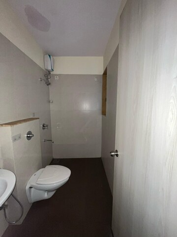 Bathroom in 1.5 BHK Apartment at Lodha Casa Bella Gold, Dombivli East – for Rent