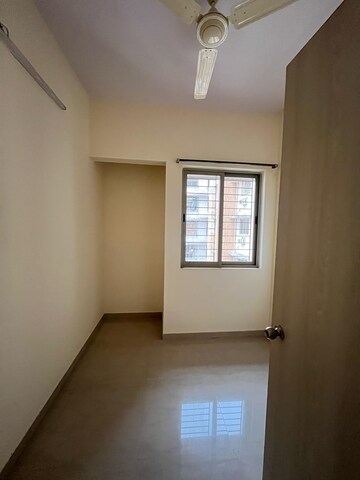 Room in 1.5 BHK Apartment at Lodha Casa Bella Gold, Dombivli East – for Rent