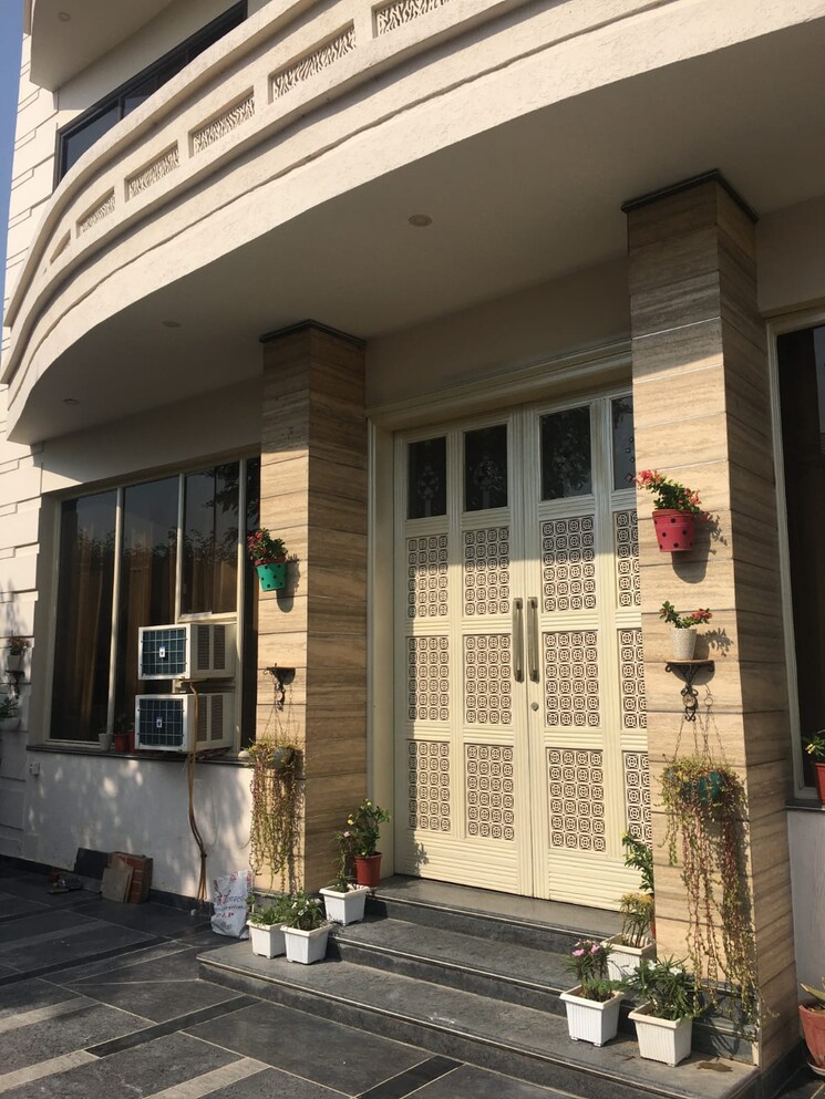 Exterior View, aerocity 6 Bedroom 4500 Sq.Ft. Independent House In Aerocity Mohali 8683684