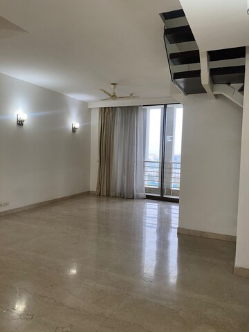 Living Room in 4 BHK Apartment at M3M Golf Estate, Sector 65 – for Rent