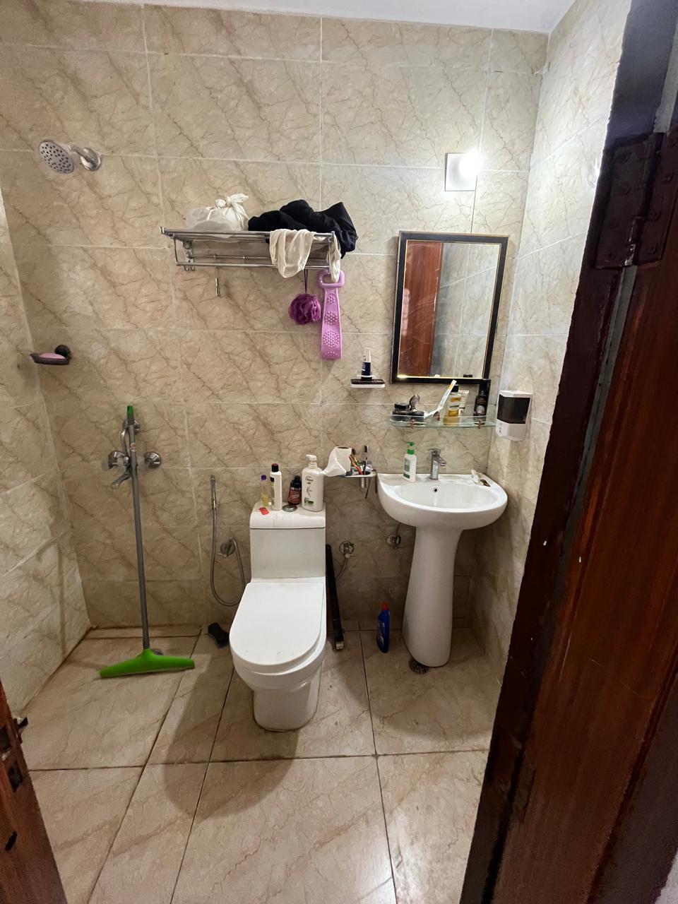 3 BHK Builder Floor For Rent in Green Park