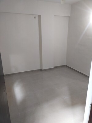 Room in 1 BHK Apartment at Essen Shonest Towers, Wakad – for Sale