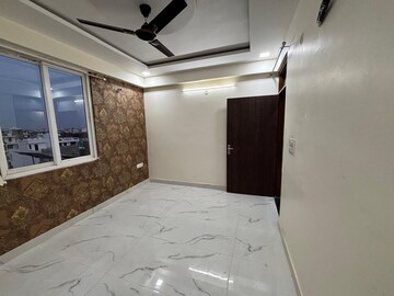 Bedroom in 3 BHK Builder Floor at Mansarovar Extension – for Rent