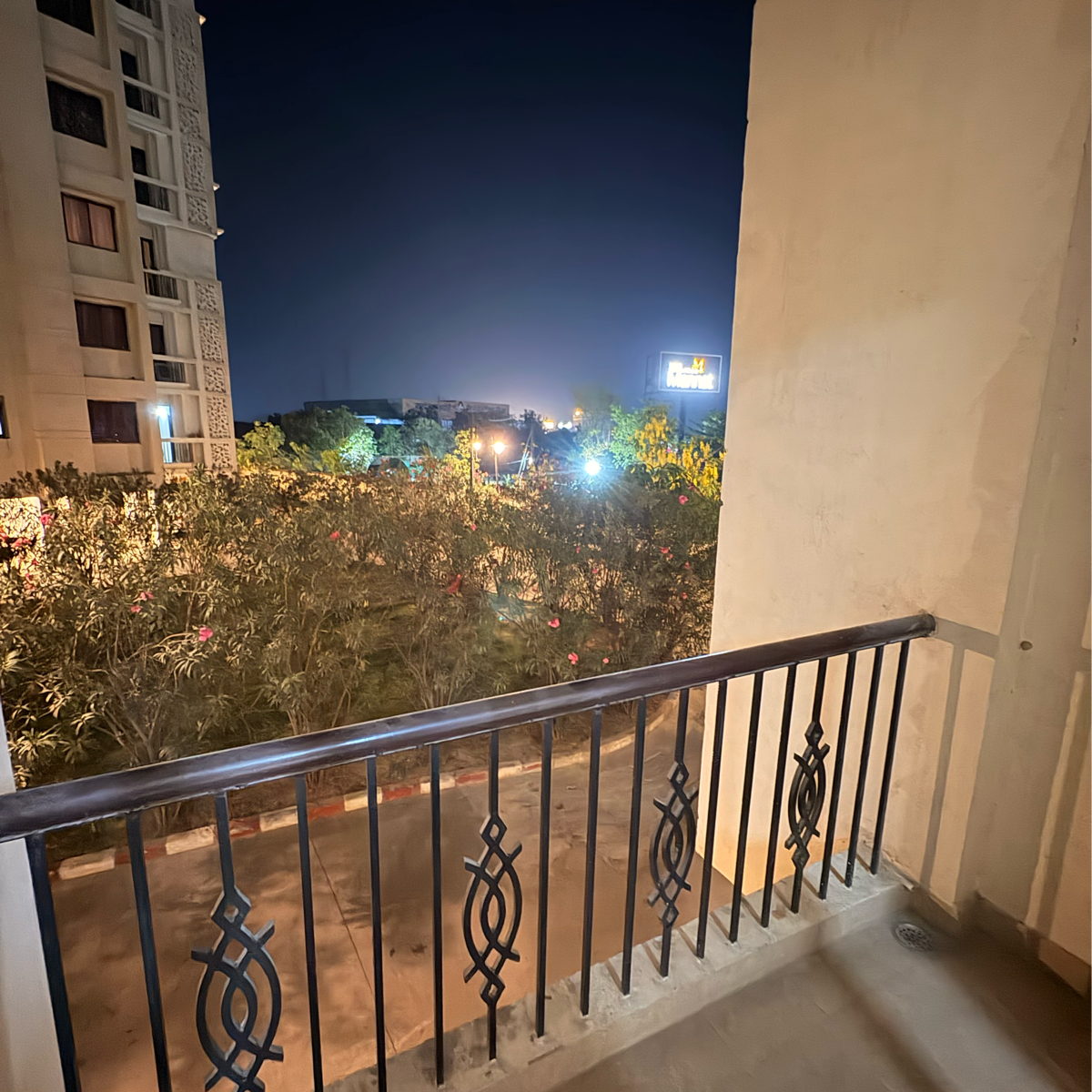 3 BHK + Extra Room Apartment For Rent in Shalimar Mannat