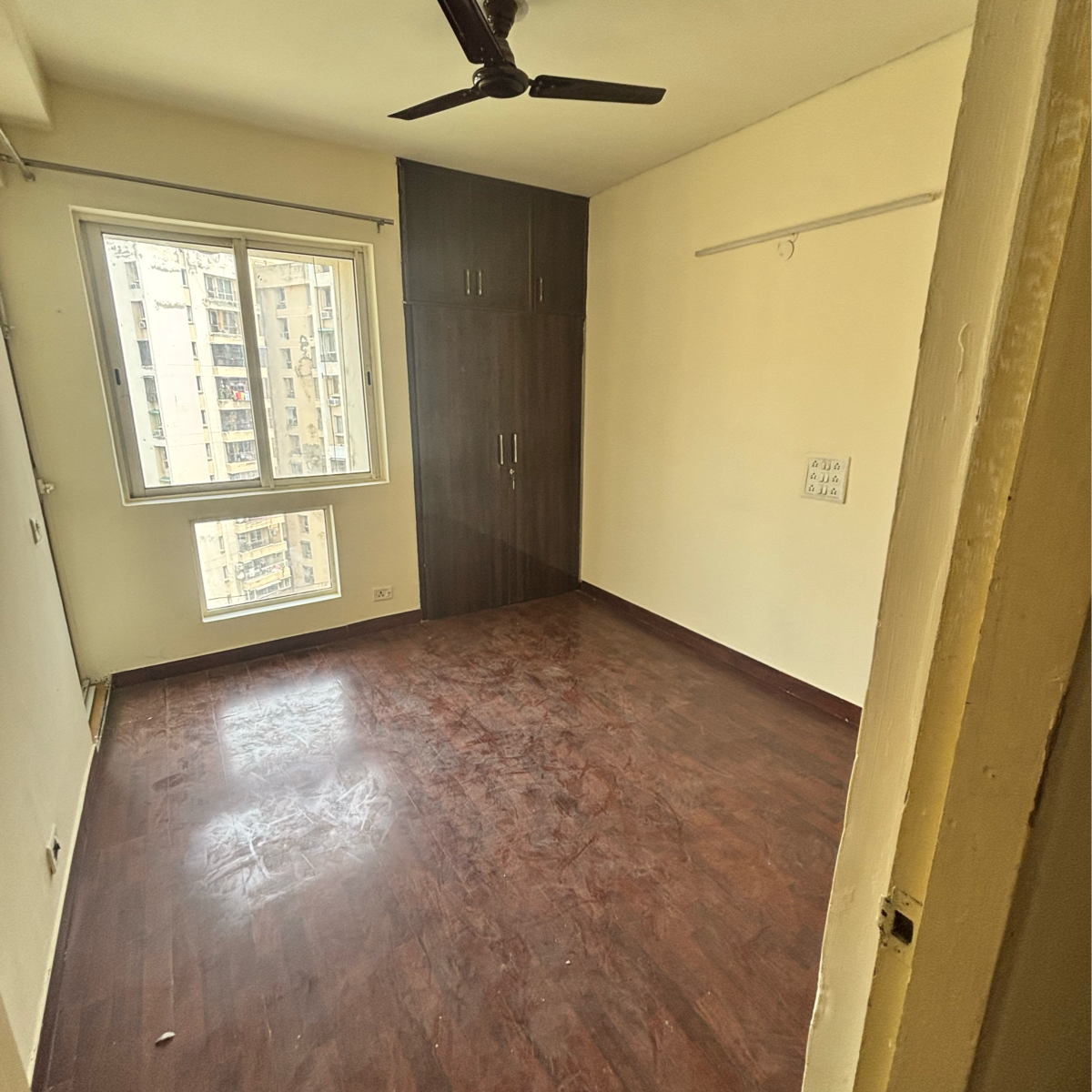 2 BHK 950 Sq.Ft. Apartment in Jaypee Greens Kosmos