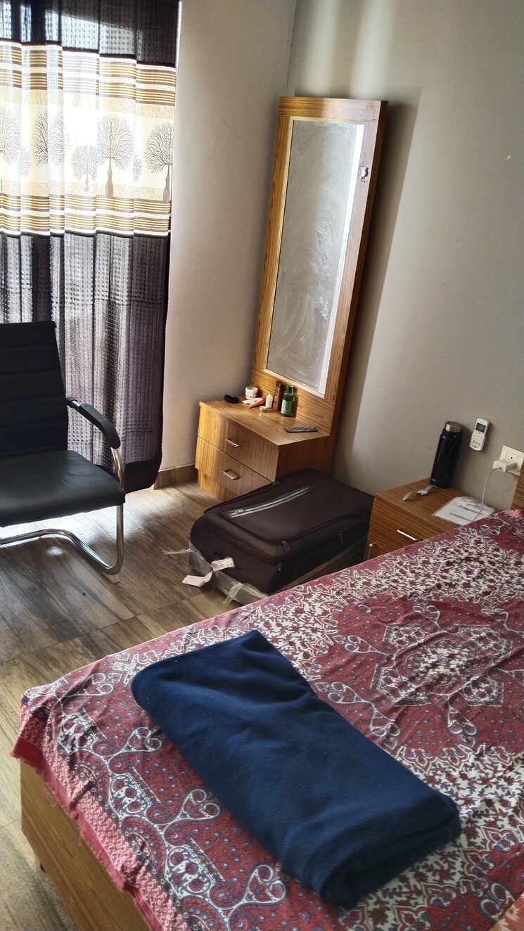 Living Room, paramount-golfforeste-villas 1 Bedroom 435 Sq.Ft. Apartment In Zeta I Greater Noida Greater Noida 8683741