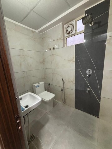 Bathroom in 3 BHK Builder Floor at Mansarovar Extension – for Rent