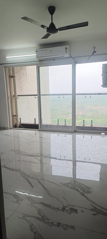 Bathroom in 3 BHK Apartment at NG Grand Plaza, Ghansoli – for Rent