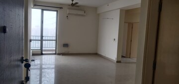 Room in 2 BHK Apartment at Pioneer Park Phase 1, Sector 61 – for Rent