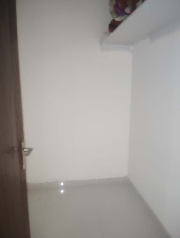 Room, sector 115 2 Bedroom 1000 Sq.Ft. Apartment In Sector 115 Mohali 8683825