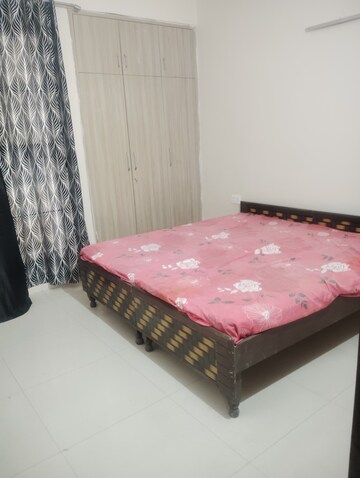 Master Bedroom in 2 BHK Apartment at Sector 115 – for Rent