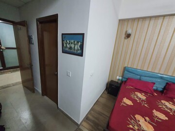 Bedroom in 1 BHK Apartment at Paramount Golfforeste Villas, Zeta I Greater Noida – for Rent