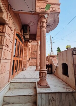 Building Lobby in 3 BHK Builder Floor at Sector 30 – for Sale