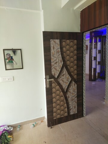 Bedroom in 3 BHK Apartment at Panchsheel Greens II, Sector 16 Greater Noida – for Rent