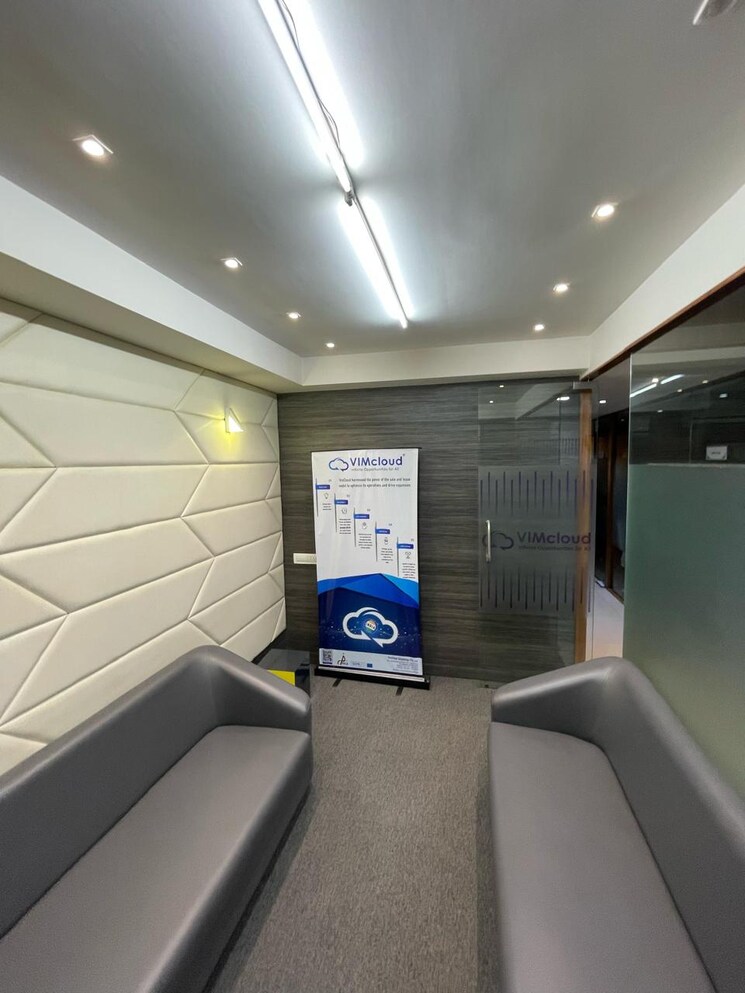 Kitchen, science city Commercial Office Space 1311 Sq.Ft. In Science City Ahmedabad 8683874